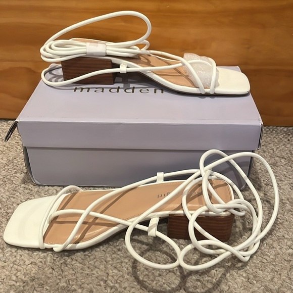 Madden Girl Women's Sorrin Heeled Sandal - Picture 8 of 8